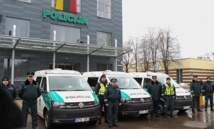 Vilniaus apskrities pareigūnams skirti nauji automobiliai (VIDEO)