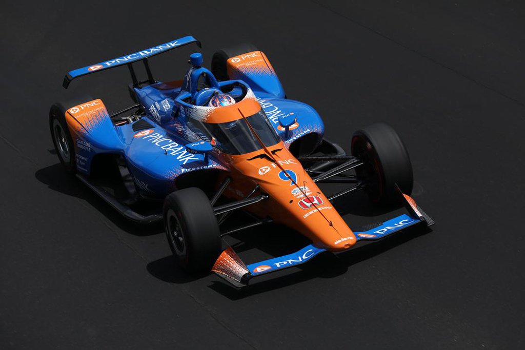 „Indianapolis 500“ kvalifikacijoje S. Dixonas užfiksavo rekordinį greitį