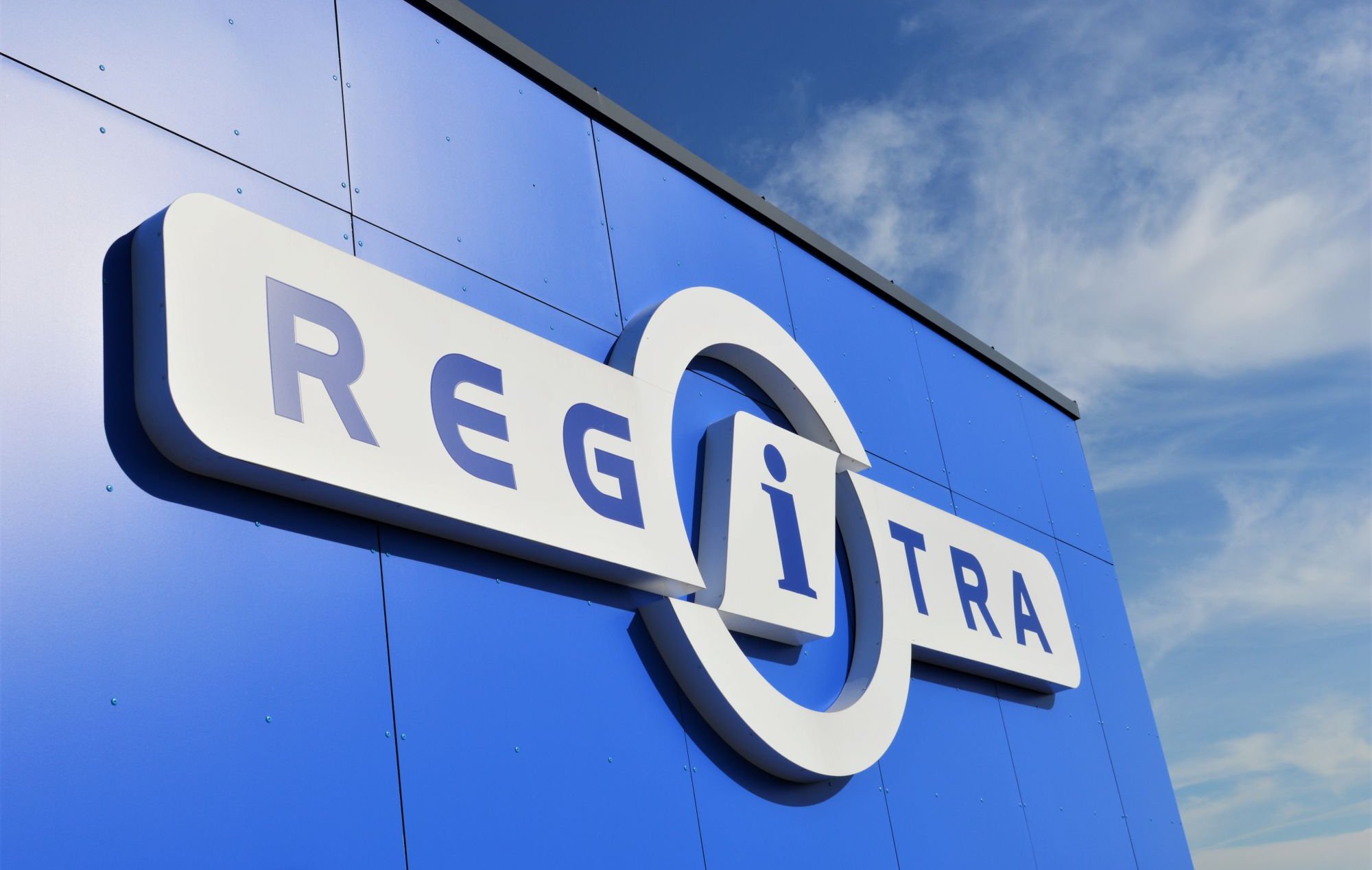 „Regitra“ paskelbė apie naujus numerio ženklų derinius